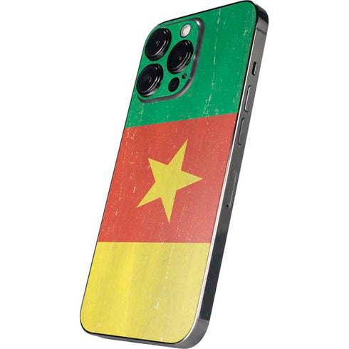 Cameroon Flag Distressed iPhone 16 Pro Skin